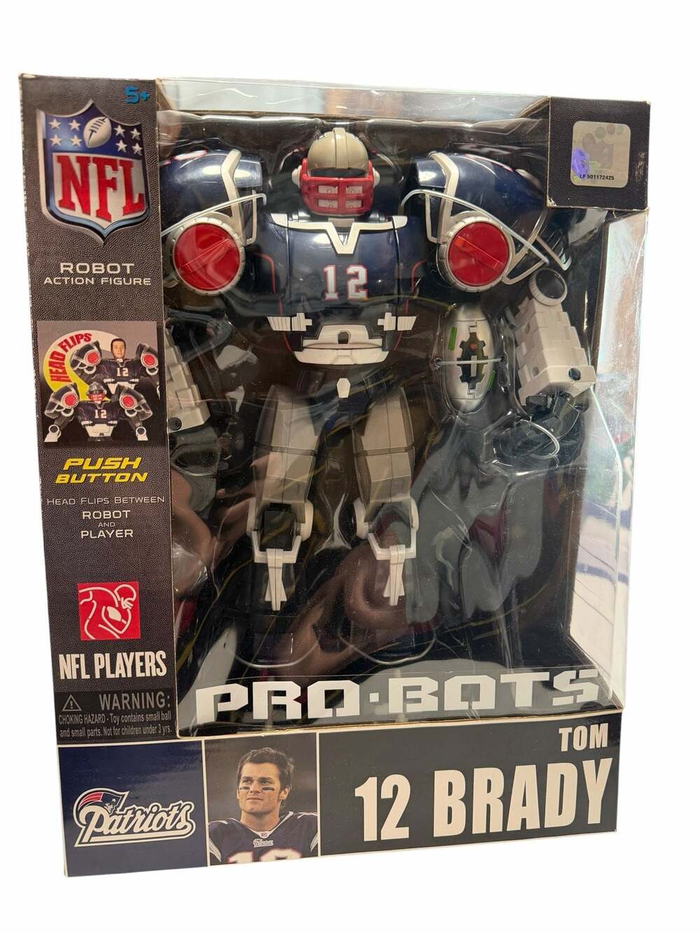 Tom Brady Pro Bots Robot Action Figure Patriots NFL ToyQuest Sealed NIB 2009